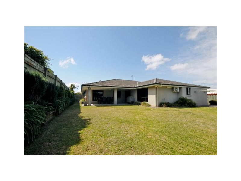 21 Cherokee Drive, Wilsonton QLD 4350