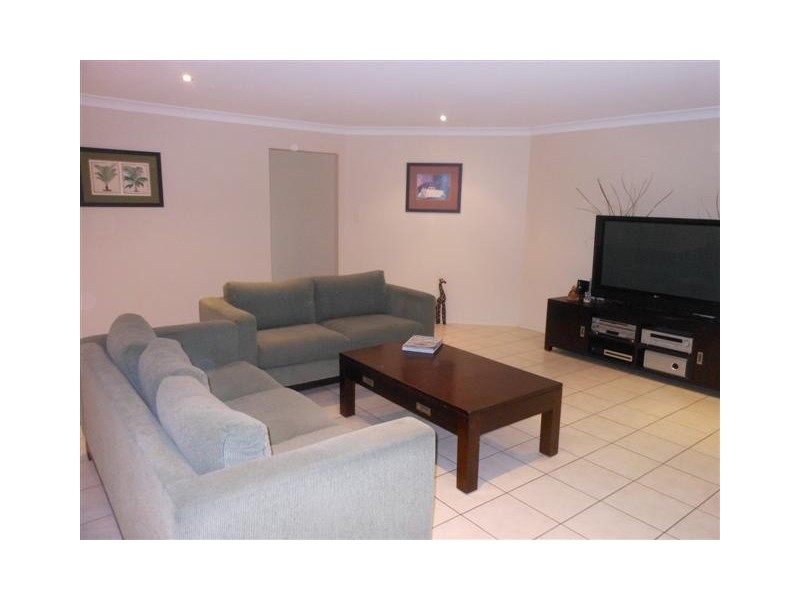 21 Cherokee Drive, Wilsonton QLD 4350