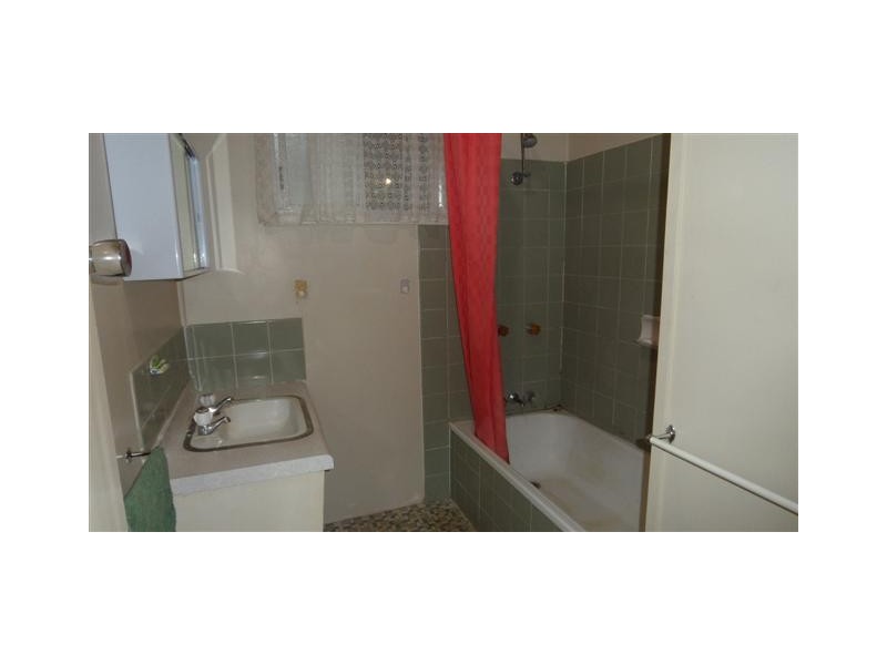 1A Atkinson Street, South Toowoomba QLD 4350