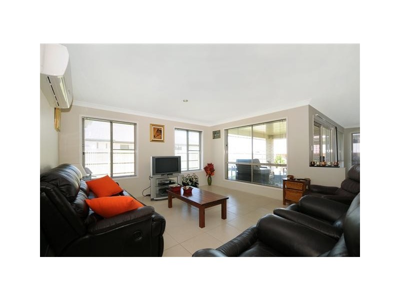 8 Bunkers Hill School Road, Westbrook QLD 4350