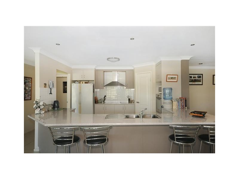 8 Bunkers Hill School Road, Westbrook QLD 4350