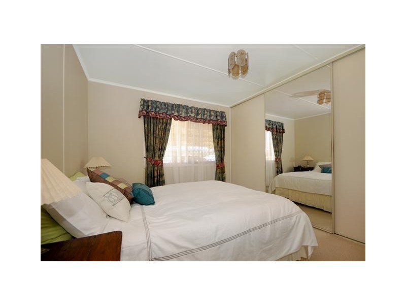 9 Scheske Street, Wilsonton QLD 4350