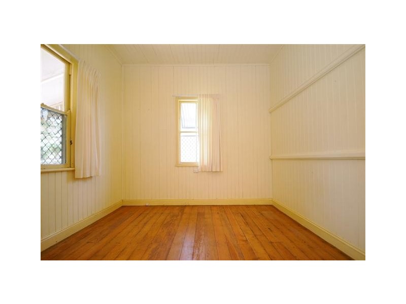 8 Murphy Street, Rangeville QLD 4350