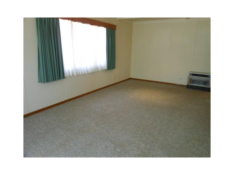 8 Boyd Street, Wilsonton QLD 4350