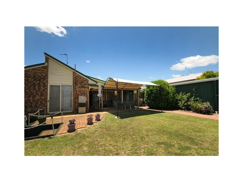 12 Smart Drive, Darling Heights QLD 4350