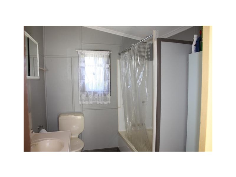 6 Creek Street, Cambooya QLD 4358