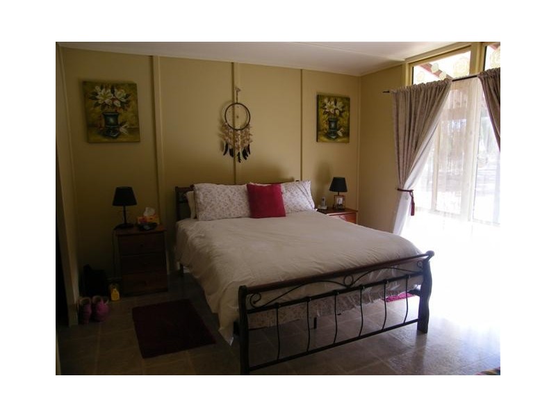 241 Koala Drive, Cypress Gardens QLD 4357