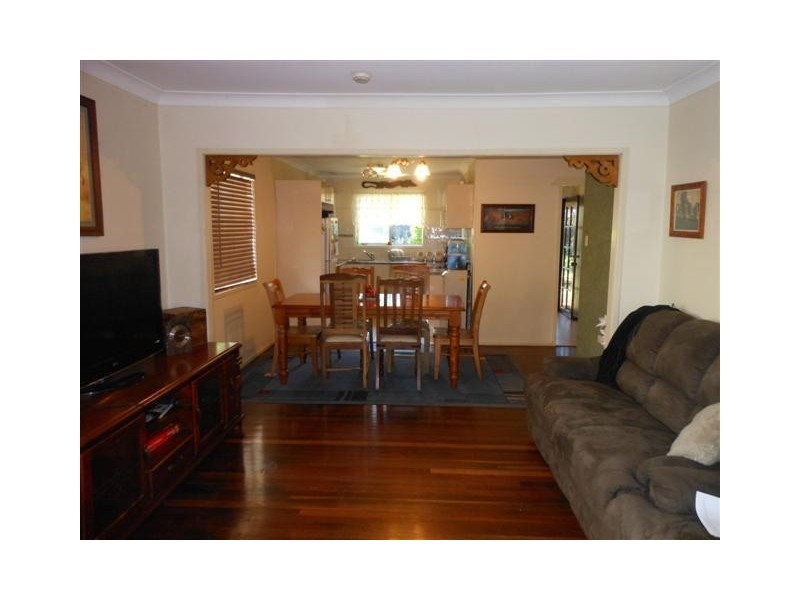 38 Weetwood Street, Newtown QLD 4350