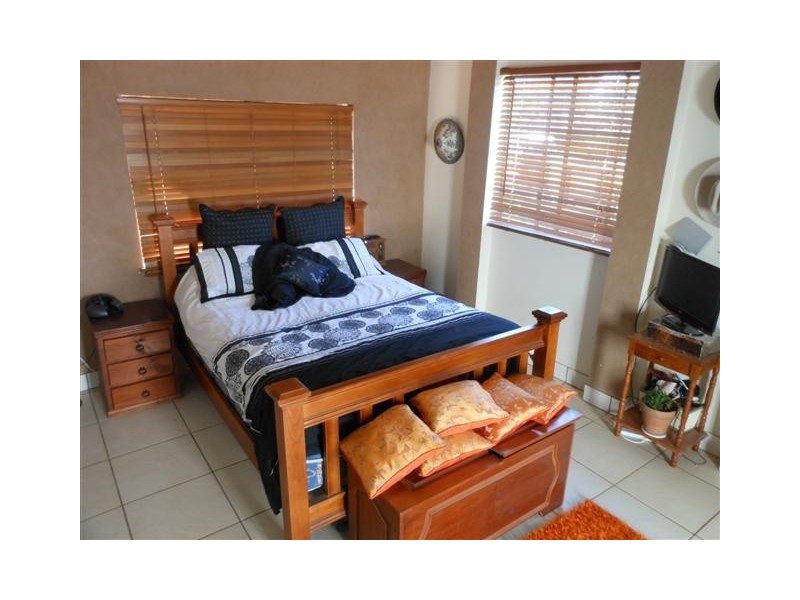 38 Weetwood Street, Newtown QLD 4350