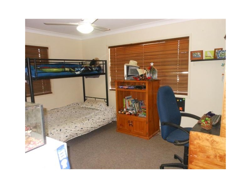 38 Weetwood Street, Newtown QLD 4350