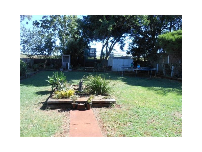 38 Weetwood Street, Newtown QLD 4350