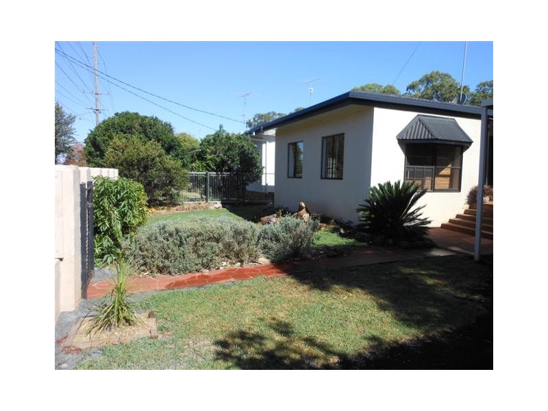 38 Weetwood Street, Newtown QLD 4350