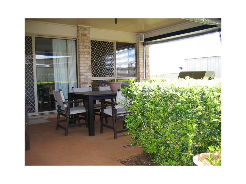 7 Salisbury St, Darling Heights QLD 4350