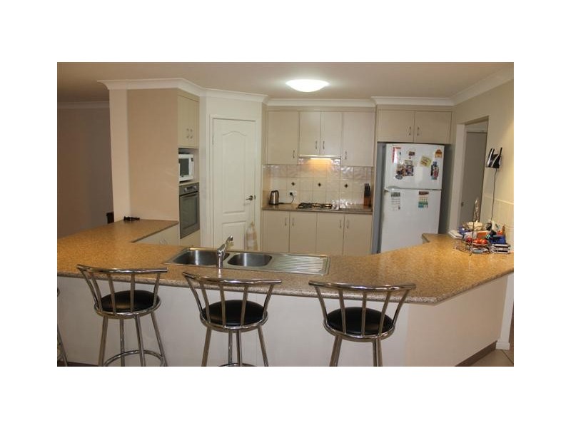 7 Salisbury St, Darling Heights QLD 4350