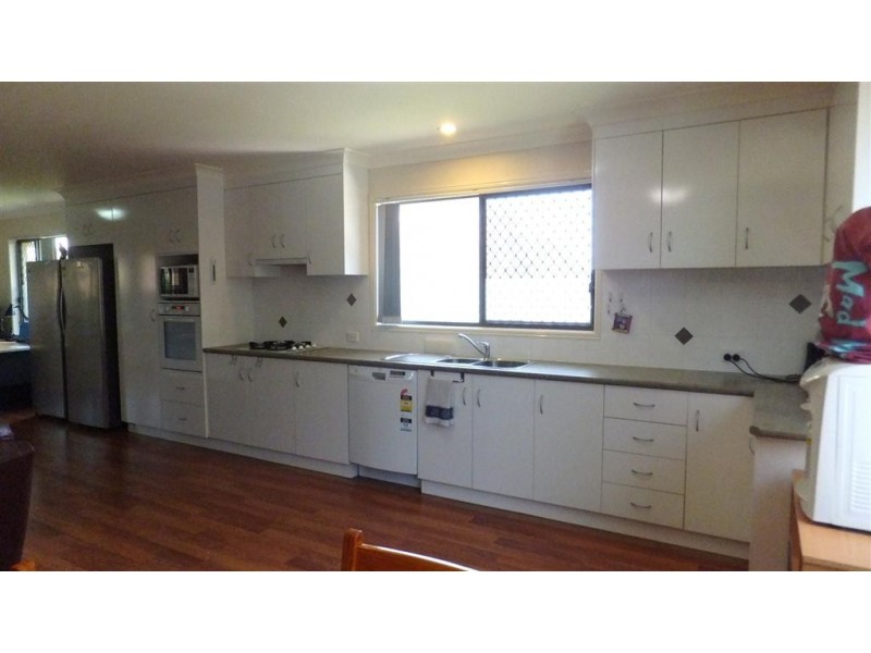 Unit 4/66 Tara, Wilsonton QLD 4350