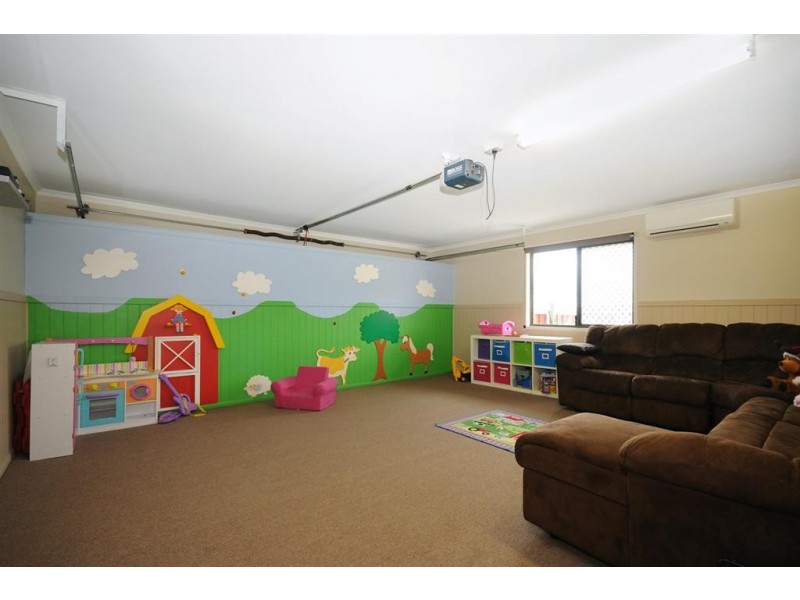 19 Mountview Court, Highfields QLD 4352