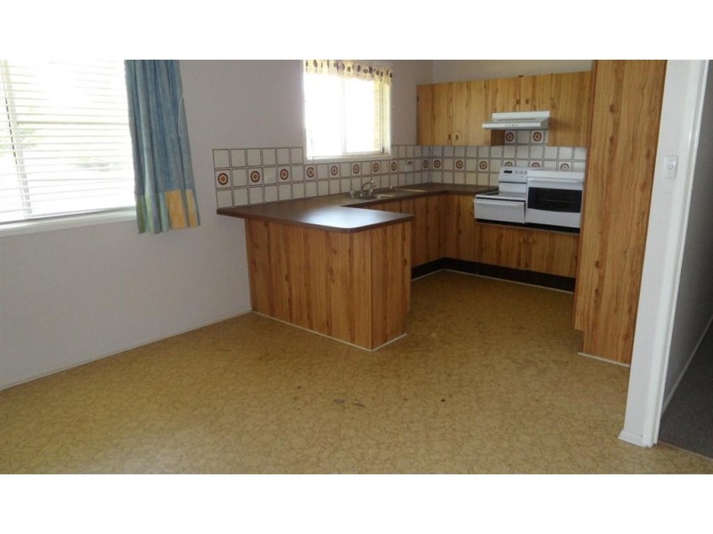 11 Winstanley Court, Newtown QLD 4350