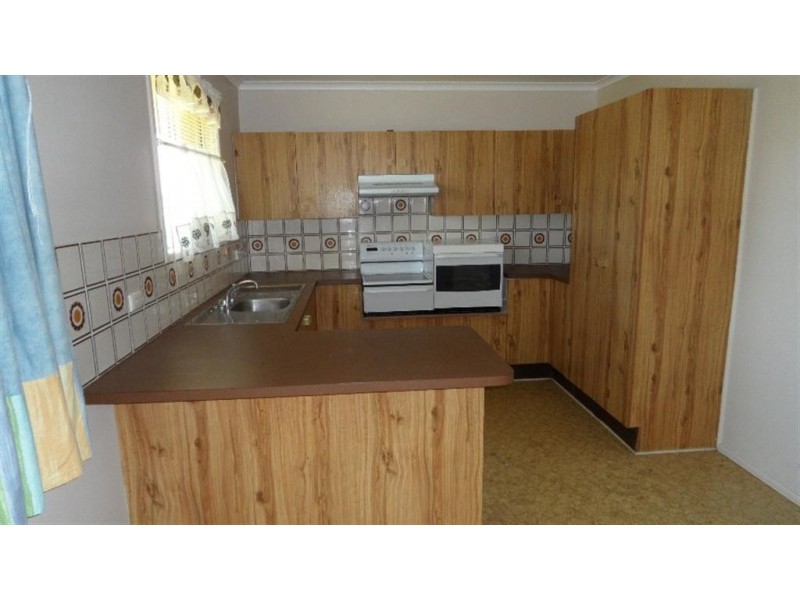 11 Winstanley Court, Newtown QLD 4350