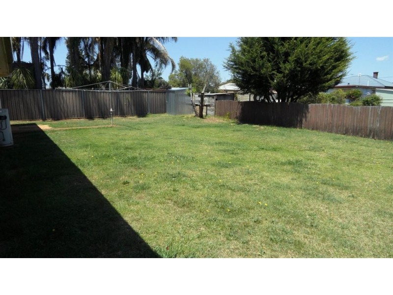 11 Winstanley Court, Newtown QLD 4350