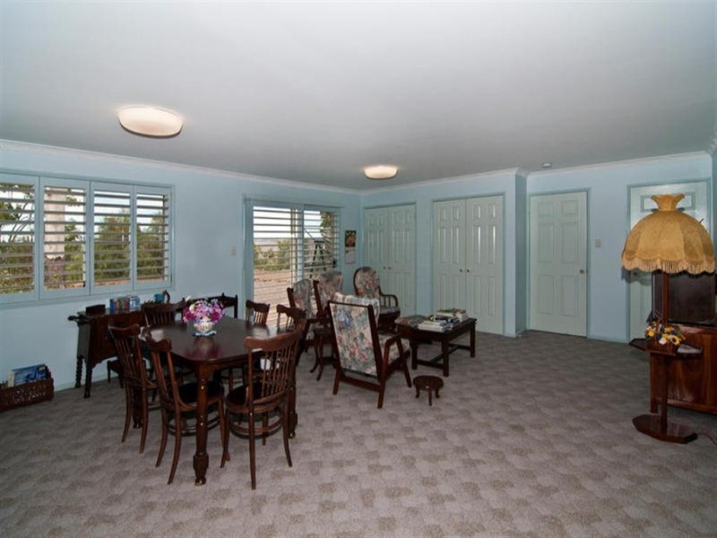 145 Henningsen Road, Oakey QLD 4401