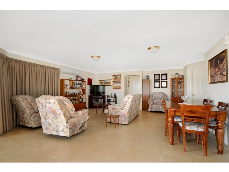 19 Smythe Drive, Highfields QLD 4352