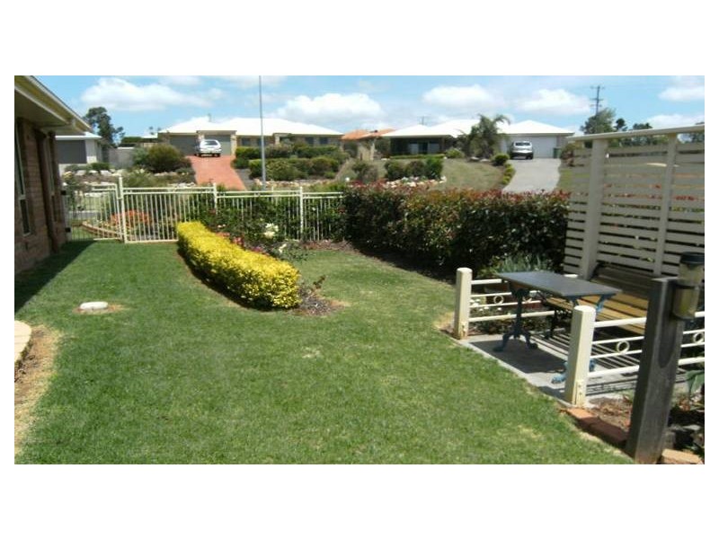 19 Smythe Drive, Highfields QLD 4352