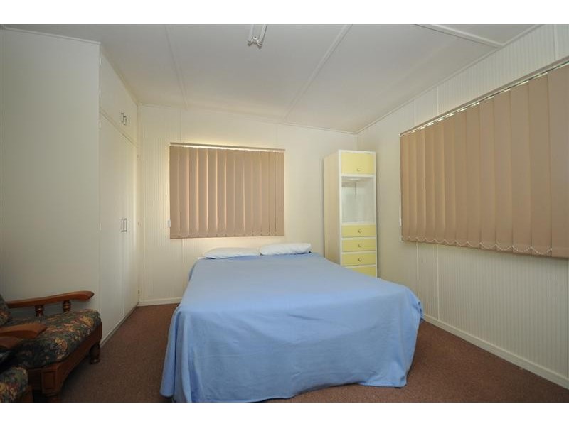 5 Devine Street, Harristown QLD 4350