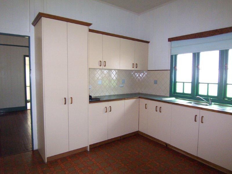 6 Hamwood Street, Toowoomba City QLD 4350