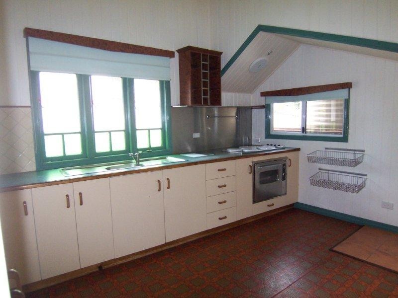 6 Hamwood Street, Toowoomba City QLD 4350