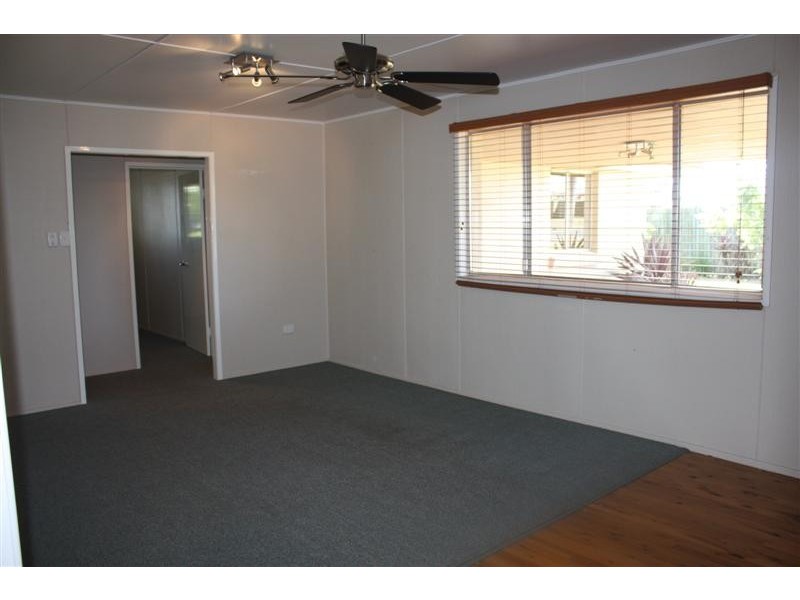 576 Bridge Street, Torrington QLD 4350