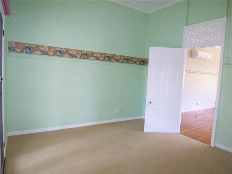 14 Phalaris Court, Meringandan West QLD 4352