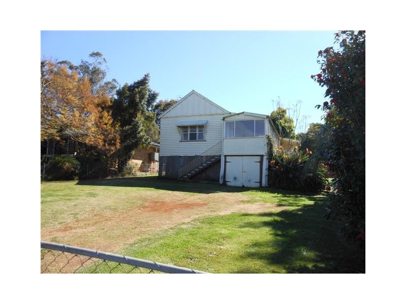 19a Hillside Street, Newtown QLD 4350
