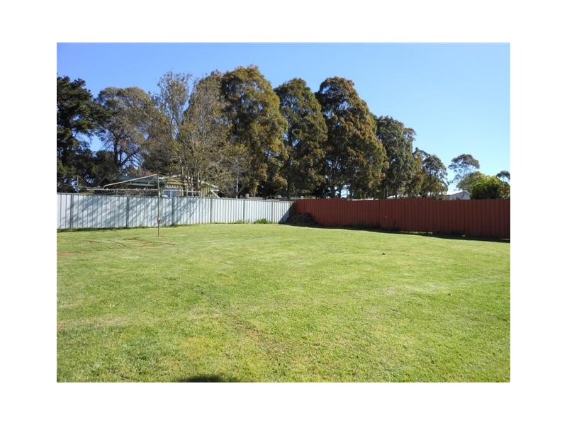 19a Hillside Street, Newtown QLD 4350