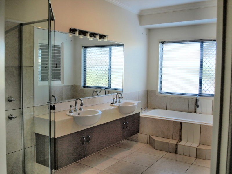 Cotswold Hills QLD 4350