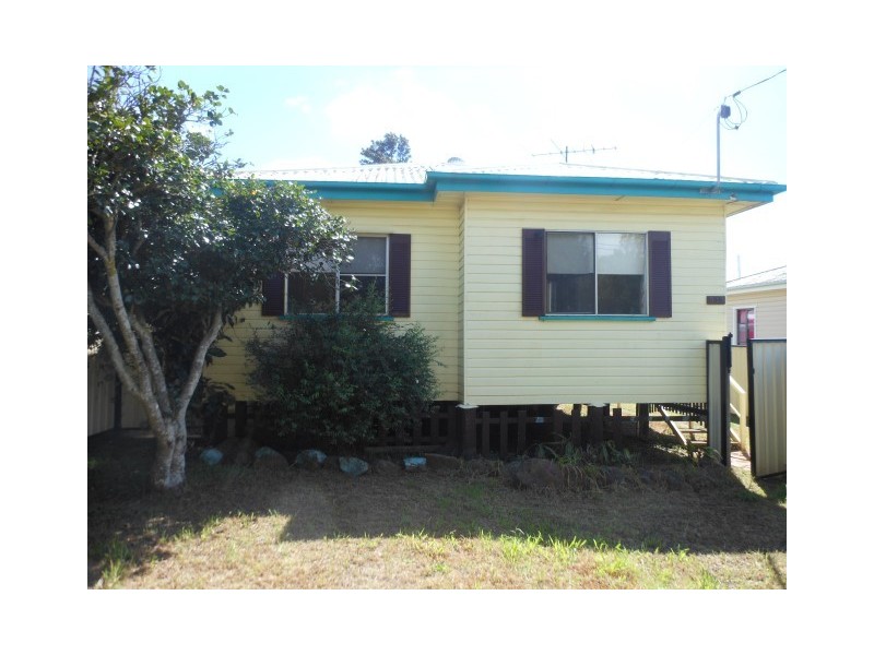 343a Tor Street, Newtown QLD 4350