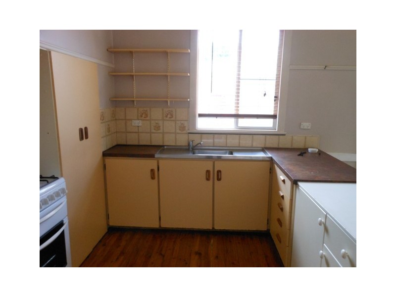 343a Tor Street, Newtown QLD 4350