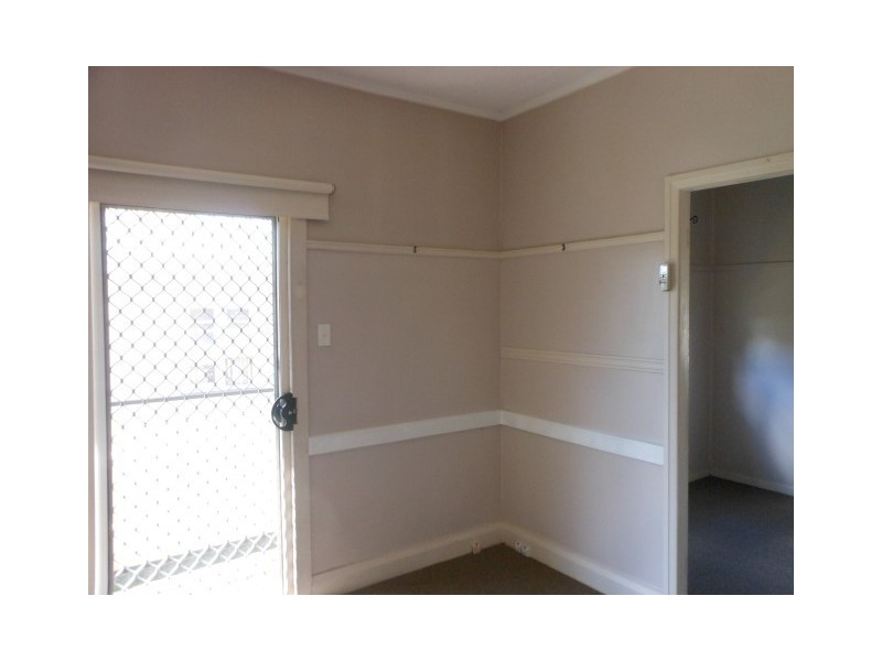 343a Tor Street, Newtown QLD 4350