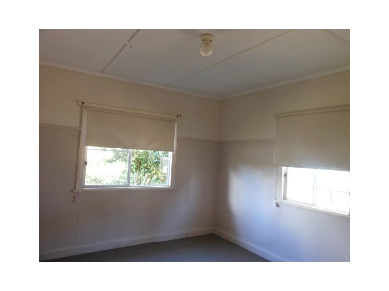 343a Tor Street, Newtown QLD 4350