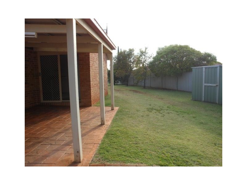 3 Freyling Court, Kearneys Spring QLD 4350