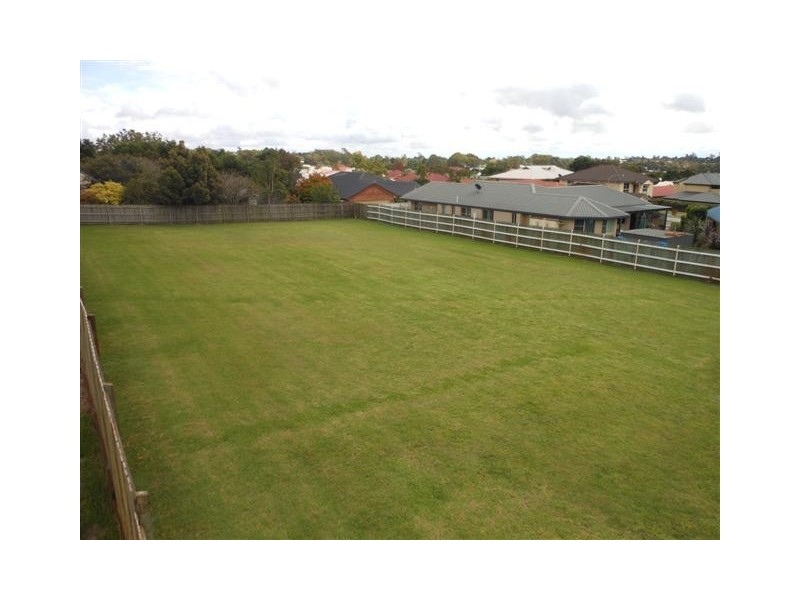 Middle Ridge QLD 4350