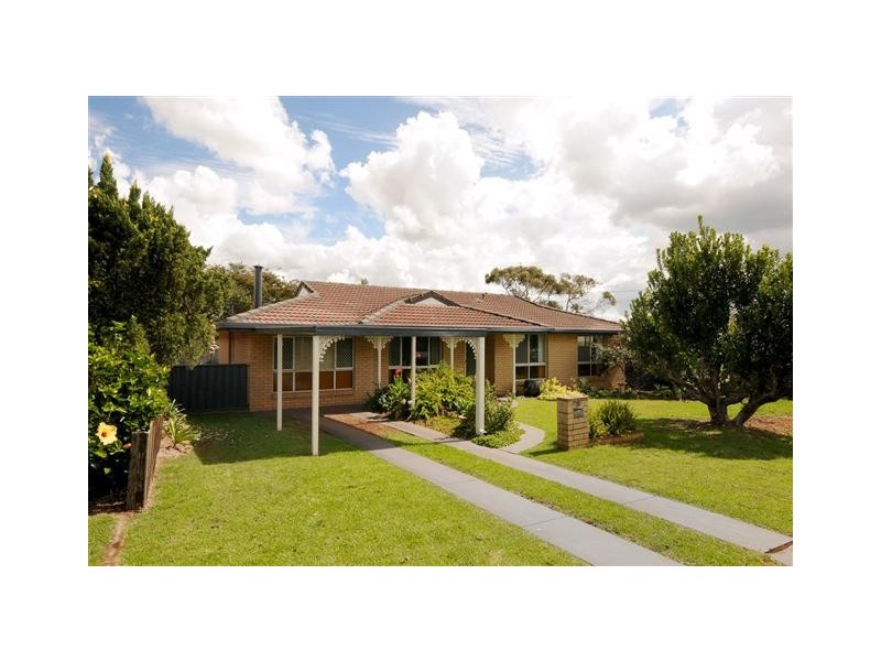 11 Arabian Street, Harristown QLD 4350