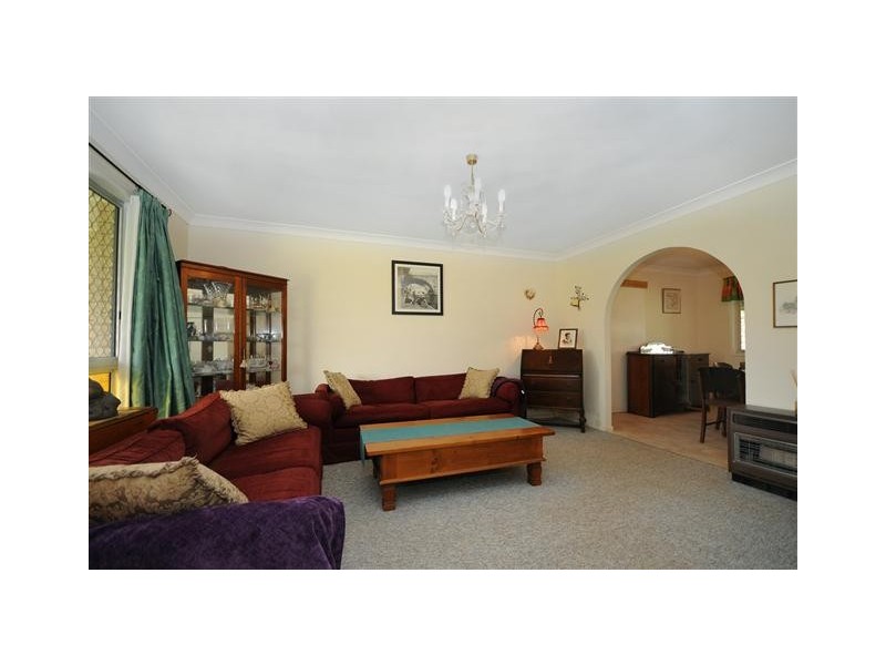 11 Arabian Street, Harristown QLD 4350