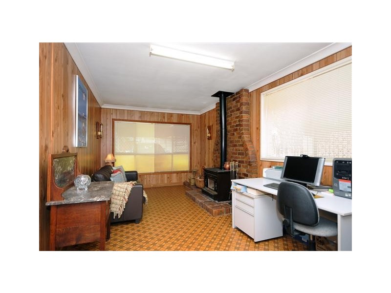 11 Arabian Street, Harristown QLD 4350