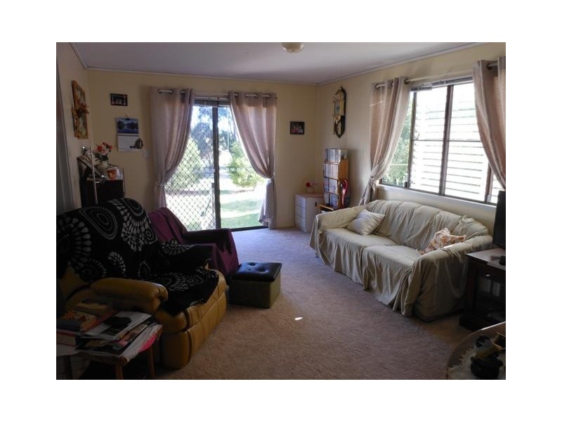 1194 Clifton-Pittsworth Rd, Clifton QLD 4361