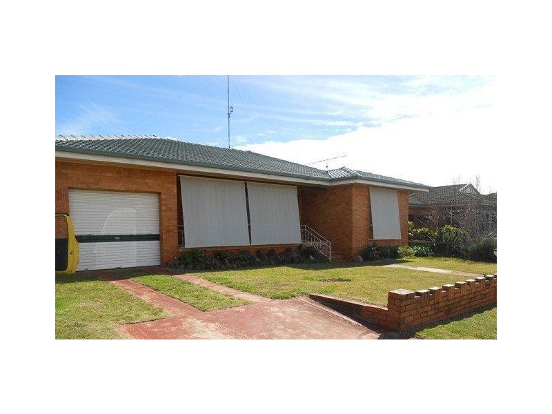 87 Drayton Road, Harristown QLD 4350