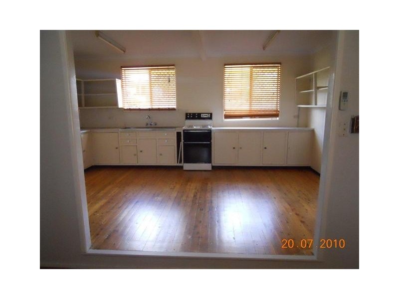 87 Drayton Road, Harristown QLD 4350