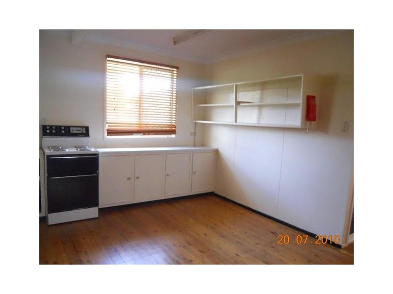 87 Drayton Road, Harristown QLD 4350