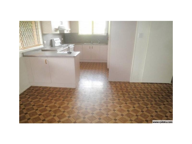 4 Englart Street, Wilsonton QLD 4350