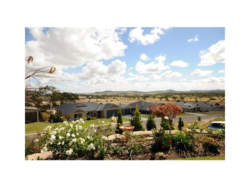 14 Jay Street, Westbrook QLD 4350