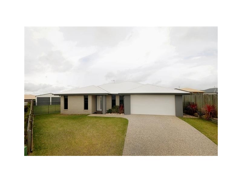 14 Plover Court, Highfields QLD 4352